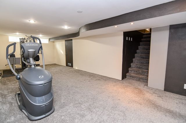 3117 Aurora Avenue, Des Moines, IA 50310