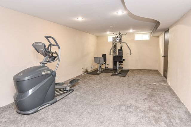 3117 Aurora Avenue, Des Moines, IA 50310