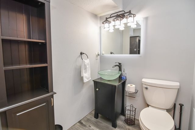 3117 Aurora Avenue, Des Moines, IA 50310