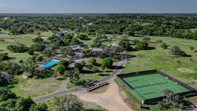 647 Blue Sage Loop, Kerrville, TX 78028