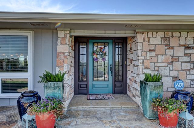 647 Blue Sage Loop, Kerrville, TX 78028