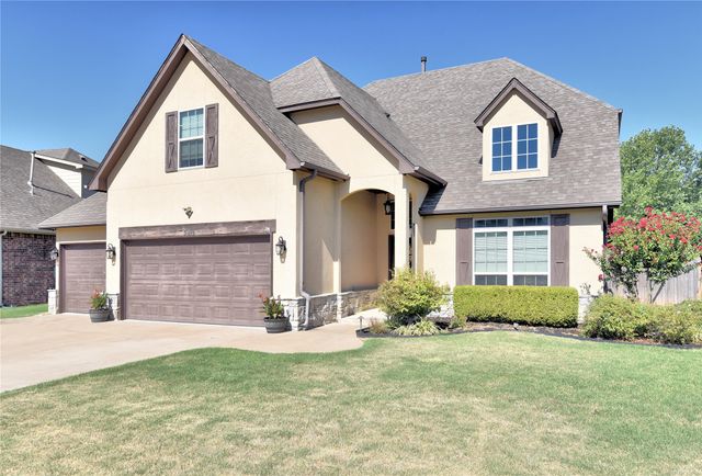 5916 S 13th Street, Broken Arrow, OK 74011