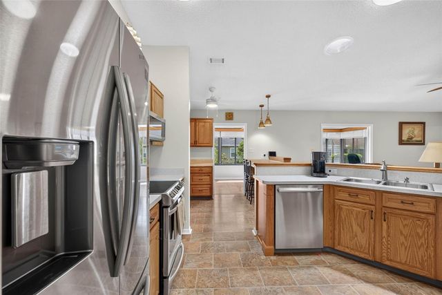 6031 SANDERLING DRIVE, Lakeland, FL 33809
