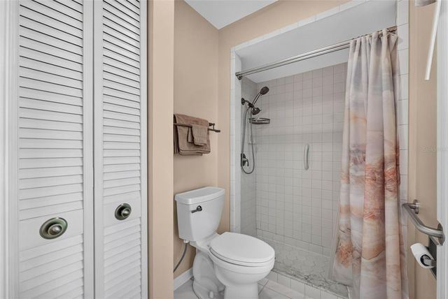 6031 SANDERLING DRIVE, Lakeland, FL 33809