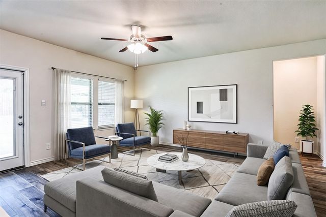 9813 Daisy Mae Lane, Aubrey, TX 76227