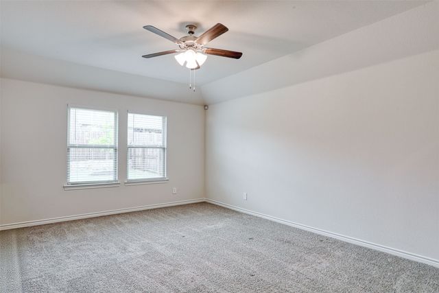 9813 Daisy Mae Lane, Aubrey, TX 76227