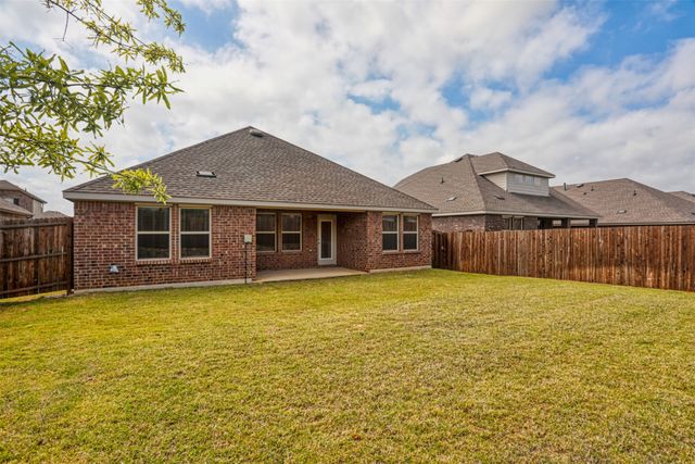 9813 Daisy Mae Lane, Aubrey, TX 76227