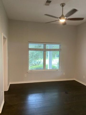 9550 Lake Conroe Drive, Conroe, TX 77304