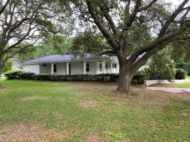 9550 Lake Conroe Drive, Conroe, TX 77304