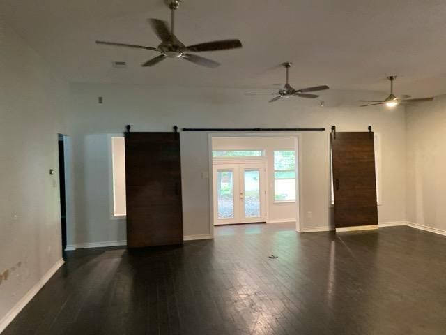 9550 Lake Conroe Drive, Conroe, TX 77304