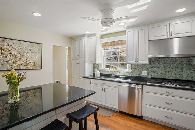 88 Damon Rd, Medford, MA 02155