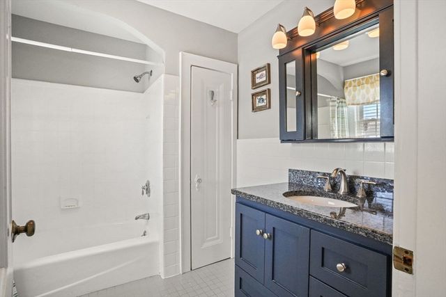 88 Damon Rd, Medford, MA 02155