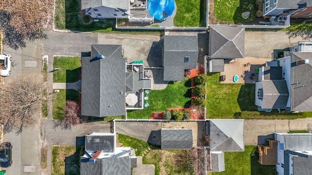 88 Damon Rd, Medford, MA 02155