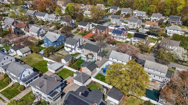 88 Damon Rd, Medford, MA 02155