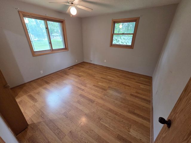 1005 Golf Course Road, Monticello, MN 55362