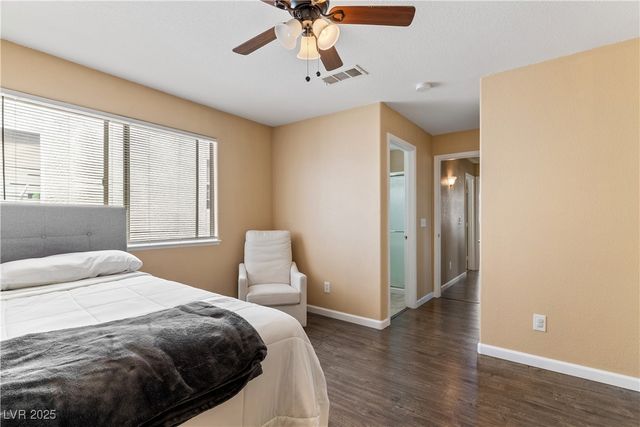 7553 Durham Hall Avenue 201, Las Vegas, NV 89130