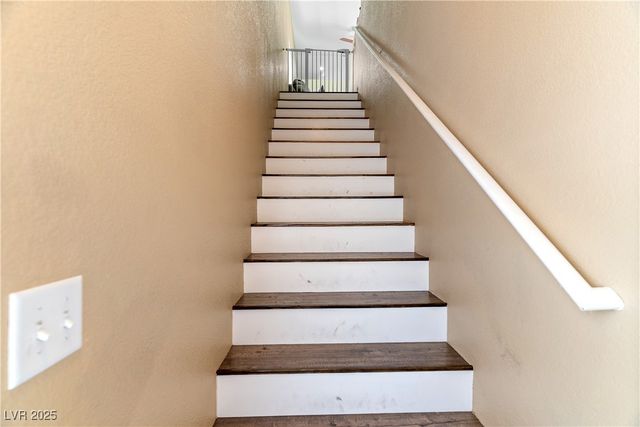 7553 Durham Hall Avenue 201, Las Vegas, NV 89130