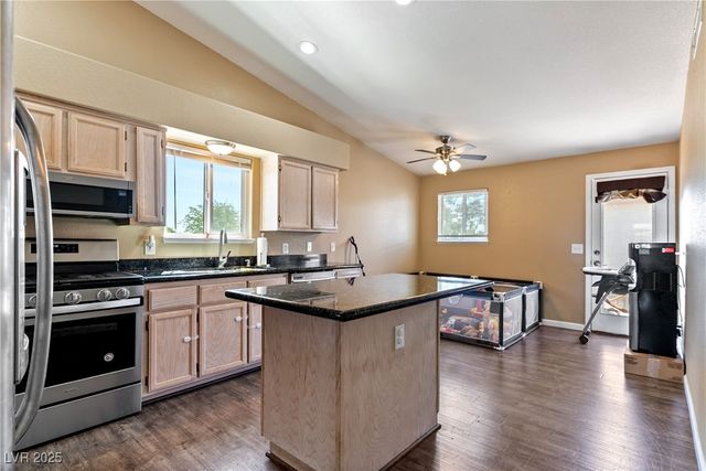 7553 Durham Hall Avenue 201, Las Vegas, NV 89130