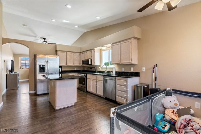 7553 Durham Hall Avenue 201, Las Vegas, NV 89130