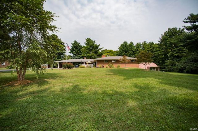 2704 Rose Drive, Vincennes, IN 47591