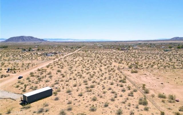 1375 Fortuna Avenue, Landers, CA 92285