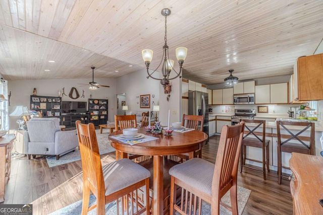 4779 Countryside Drive, Flowery Branch, GA 30542