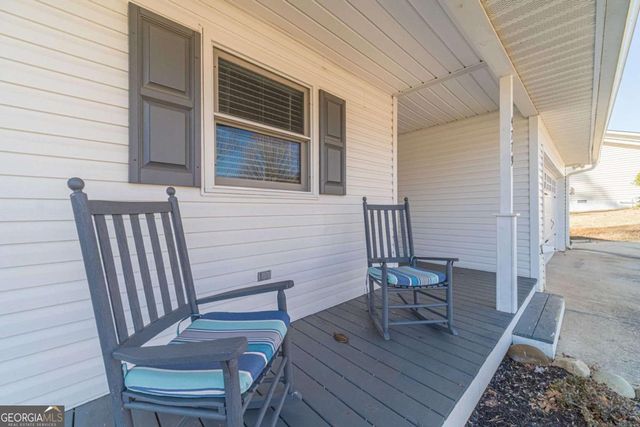 4779 Countryside Drive, Flowery Branch, GA 30542