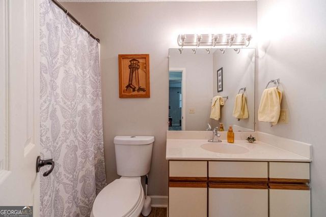 4779 Countryside Drive, Flowery Branch, GA 30542