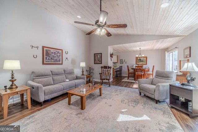 4779 Countryside Drive, Flowery Branch, GA 30542