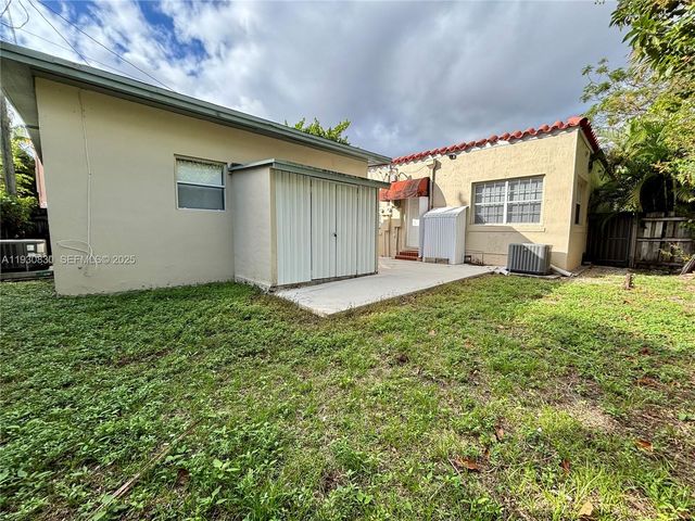 1654 SW 14th Ter 2, Miami, FL 33145