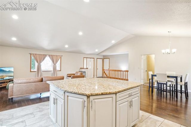 5435 Setters Way, Colorado Springs, CO 80919