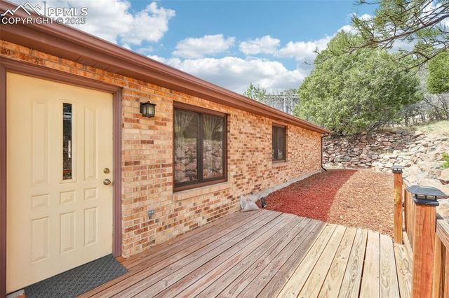 5435 Setters Way, Colorado Springs, CO 80919