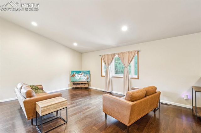 5435 Setters Way, Colorado Springs, CO 80919
