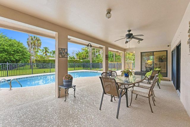 12735 Stone Pine Way, Wellington, FL 33414