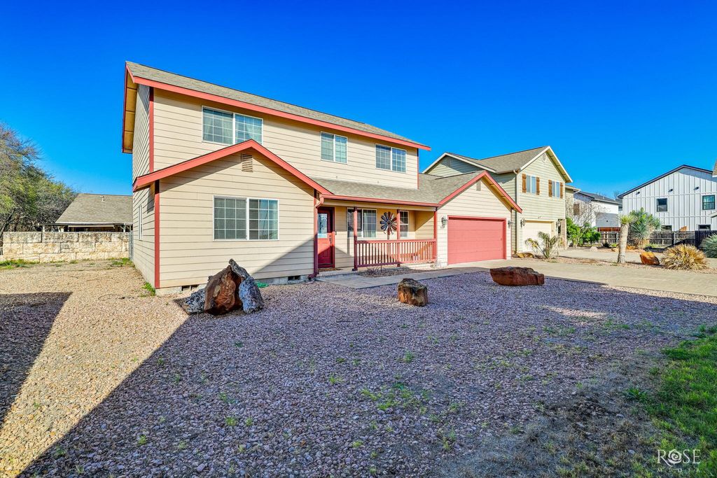 Image 3 of property listing at 1517 Natalie Lane, San Angelo, TX 76904