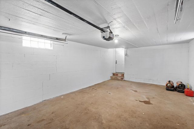 1290 Livingston Avenue, West Saint Paul, MN 55118