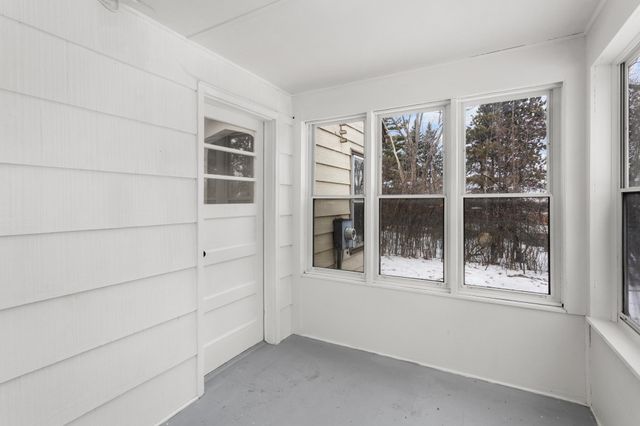 1290 Livingston Avenue, West Saint Paul, MN 55118