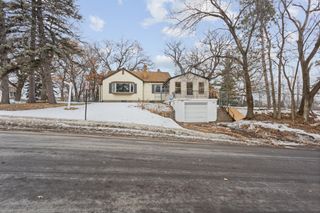 1290 Livingston Avenue, West Saint Paul, MN 55118