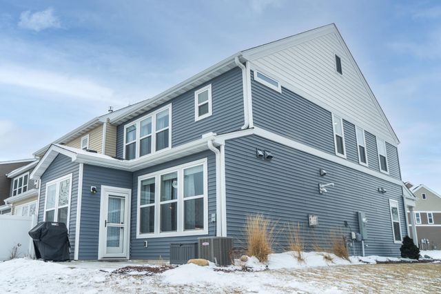173 Junco Road N, Lake Elmo, MN 55042
