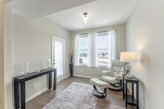 173 Junco Road N, Lake Elmo, MN 55042