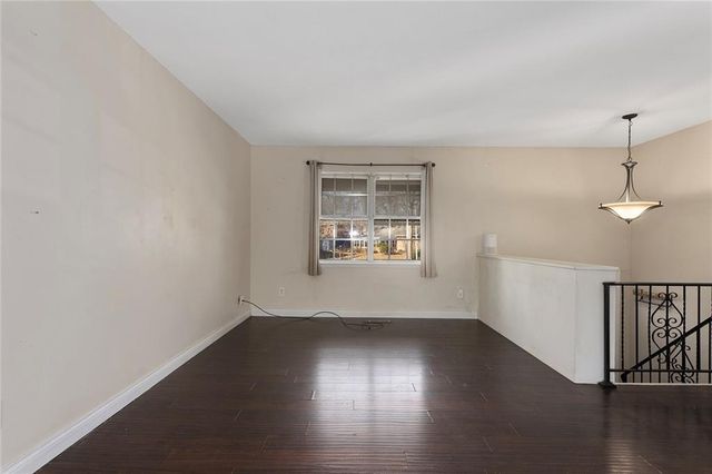 16525 E 35th St Court S, Independence, MO 64055