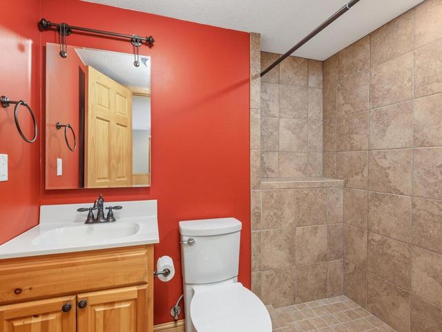 5269 Saint Marys Road, Minnetrista, MN 55364