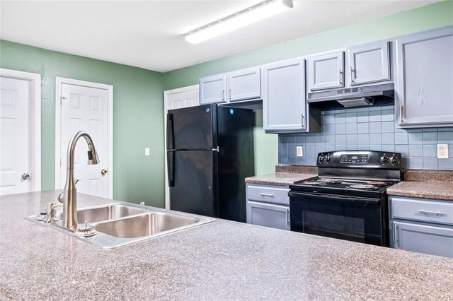 930 Hall NW Street Unit B, Atlanta, GA 30318