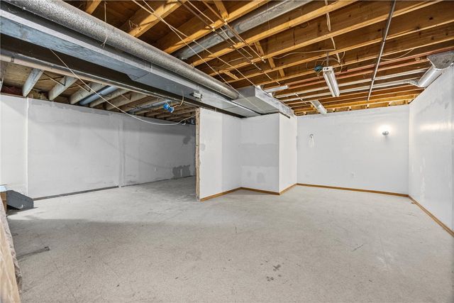 185 Central Park, Rochester, NY 14605