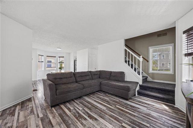 185 Central Park, Rochester, NY 14605