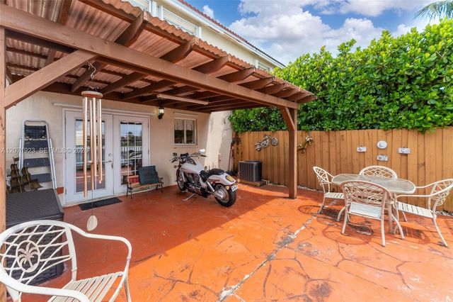 17672 SW 139th Court, Miami, FL 33177