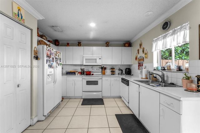 17672 SW 139th Court, Miami, FL 33177
