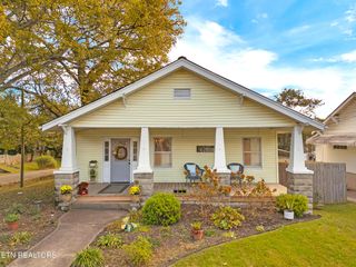 1130 Raleigh Ave, Knoxville, TN 37917