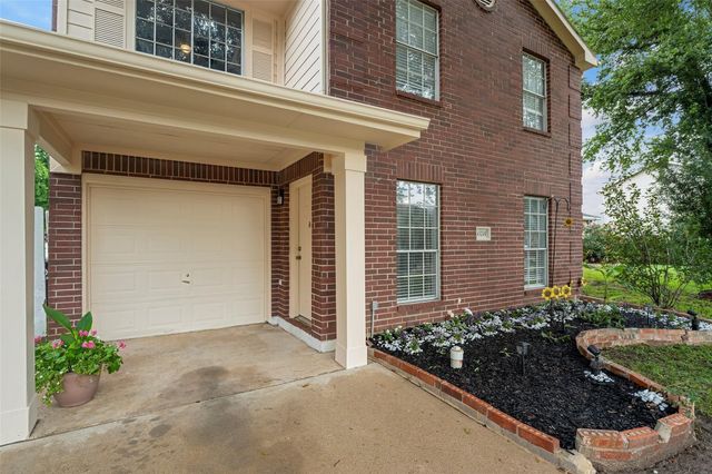 12714 Verdant Brook Drive, Houston, TX 77085