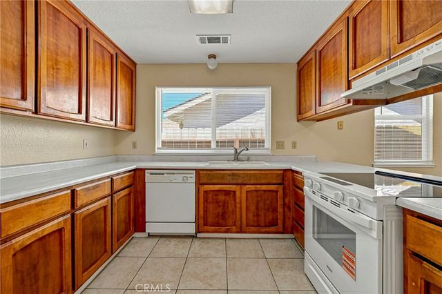 2554 Hays, Merced, CA 95348